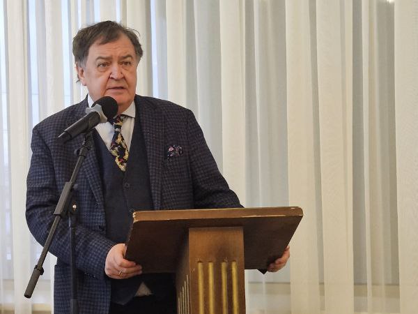 Дмитрий Лиханов анонсировал новую программу «Фонда защиты детей»